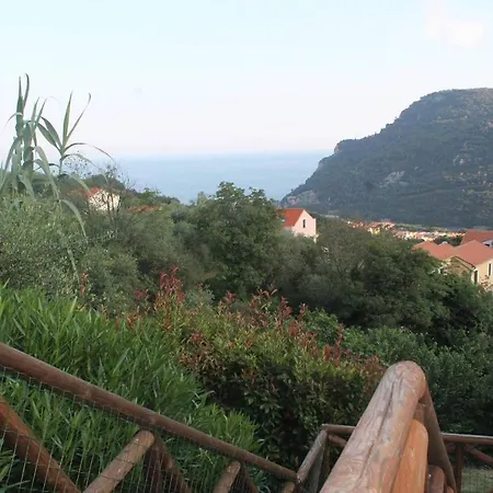 شقة Tra Mare E Montagna